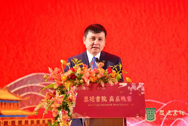 張文宏出席港中大（深圳）高桌晚宴并作演講：青年應具備開放、包容和謙卑的品質