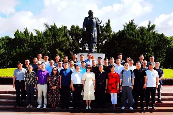 西北大學(xué)MBA研學(xué)日記第三天丨走進(jìn)蓮花山&前海合作區(qū)