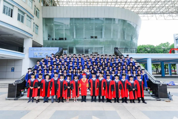 載夢起航 | 南財MBA教育中心隆重舉行2021年MBA畢業(yè)典禮暨學位授予儀式