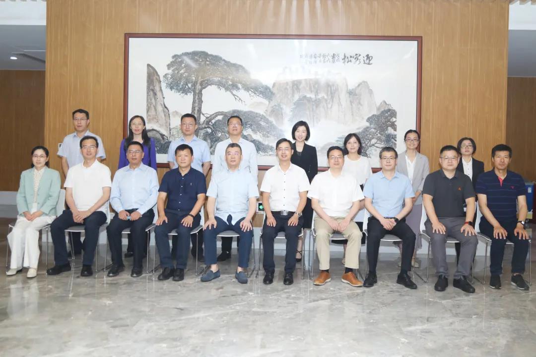 華理商學院-光明乳業行動學習實踐專項結題答辯會圓滿結束