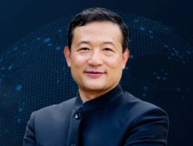 南開大學(xué)商學(xué)院院長(zhǎng)白長(zhǎng)虹為中國MBA教育30周年致賀詞