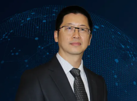 華南理工大學工商管理學院副院長李志宏為中國MBA教育30周年致賀詞