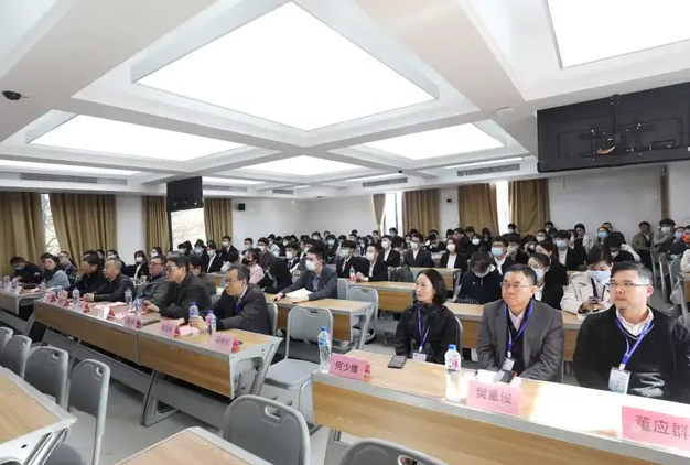 主題為“碳中和數據分析”的第二屆上海市高校開放大數據分析挑戰賽決賽在上海理工大學成功舉辦