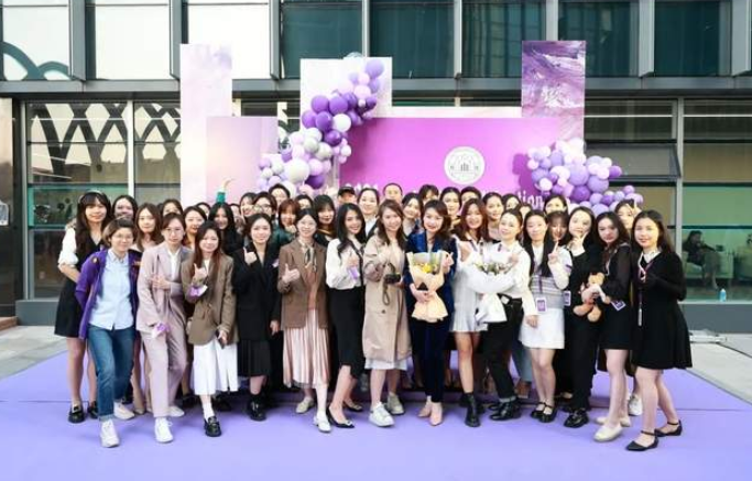 不負韶華，未來可期 | 曼大2021屆中國區畢業典禮在深圳成功舉行