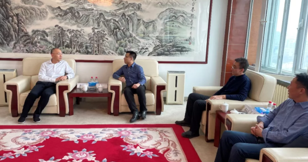 吉林大學(xué)MBA教育中心張公一主任一行參訪中國農(nóng)業(yè)銀行吉林省分行