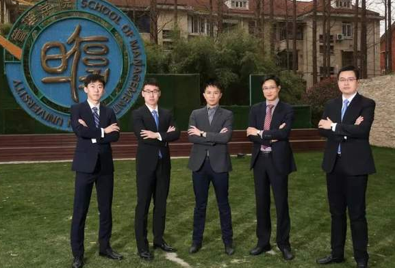 沖破舒適區(qū)，復(fù)旦MBA助我開啟商業(yè)思維變革
