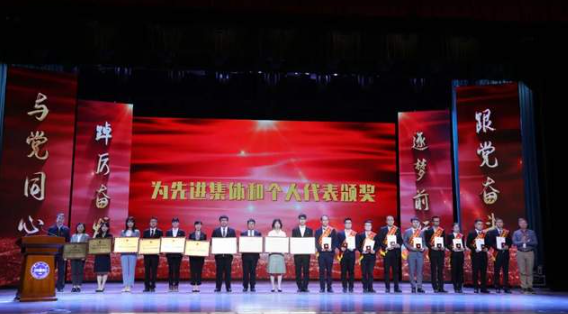 蘭大管理學(xué)院在蘭州大學(xué)2021年度五四評優(yōu)中獲佳績