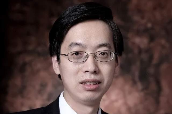 【北師大教師風(fēng)采】|【青年拔尖人才】周江華：砥礪在心，篤行于微