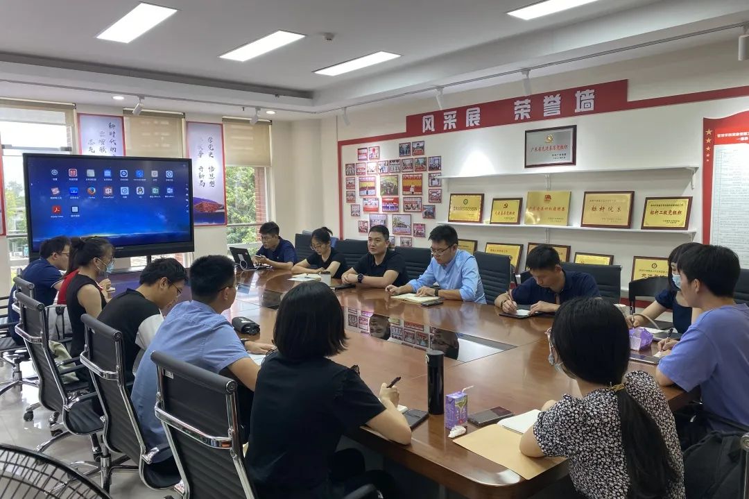 薪火相傳，爭先創(chuàng)優(yōu) | 暨南大學(xué)管理學(xué)院研究生工商管理黨支部成功舉辦新老學(xué)生見面會(huì)