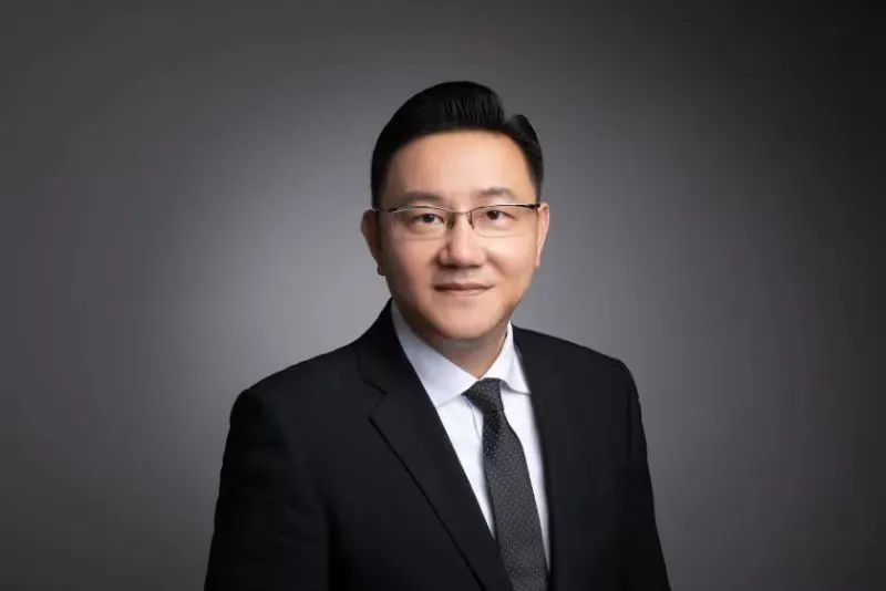 機遇留給努力的人！專訪戈侃——律師界的“畫家”