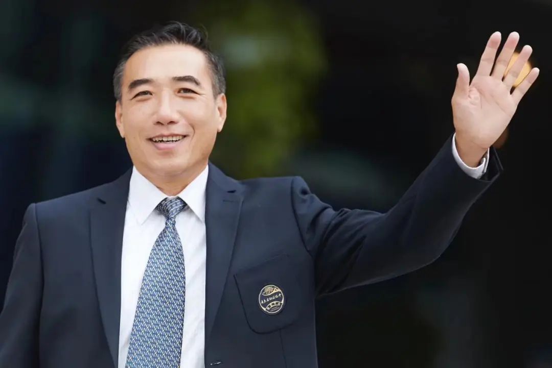 E啟?致未來丨EMBA校友理事會榮譽會長曾毓昌：因為熱愛，所以精彩——中山大學管理學院EMBA二十周年校友系列專訪