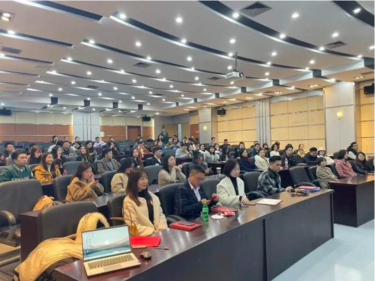 重慶大學MBA第22屆聯合會交接儀式暨頒獎典禮圓滿完成