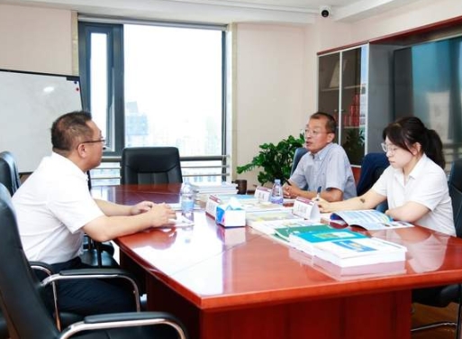 熱烈歡迎大慶師范學院教師教育學院黨總支副書記房業勇老師訪問社科賽斯！