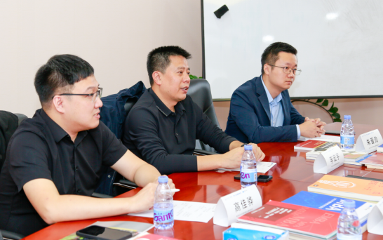 哈爾濱工業大學商學院領導蒞臨訪問社科賽斯暨中國MBA教育網